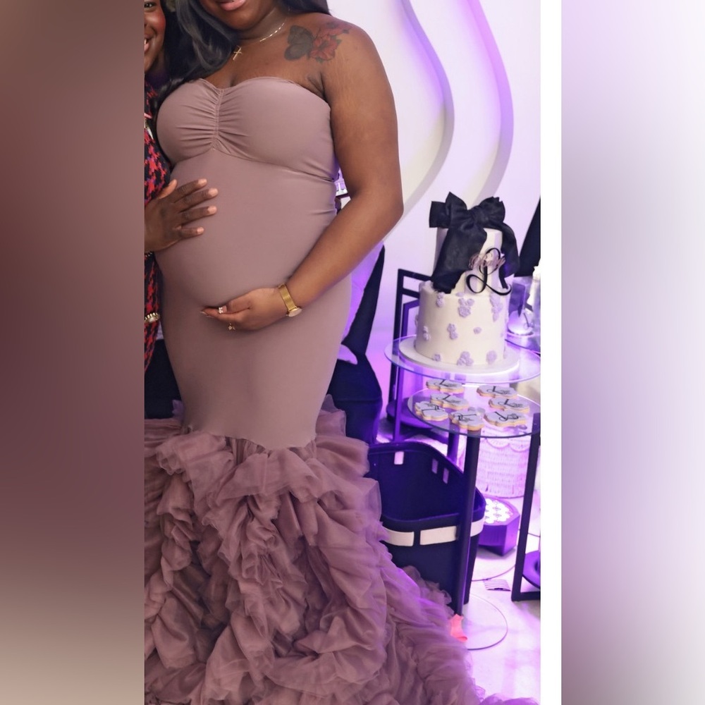 Baby shower dress